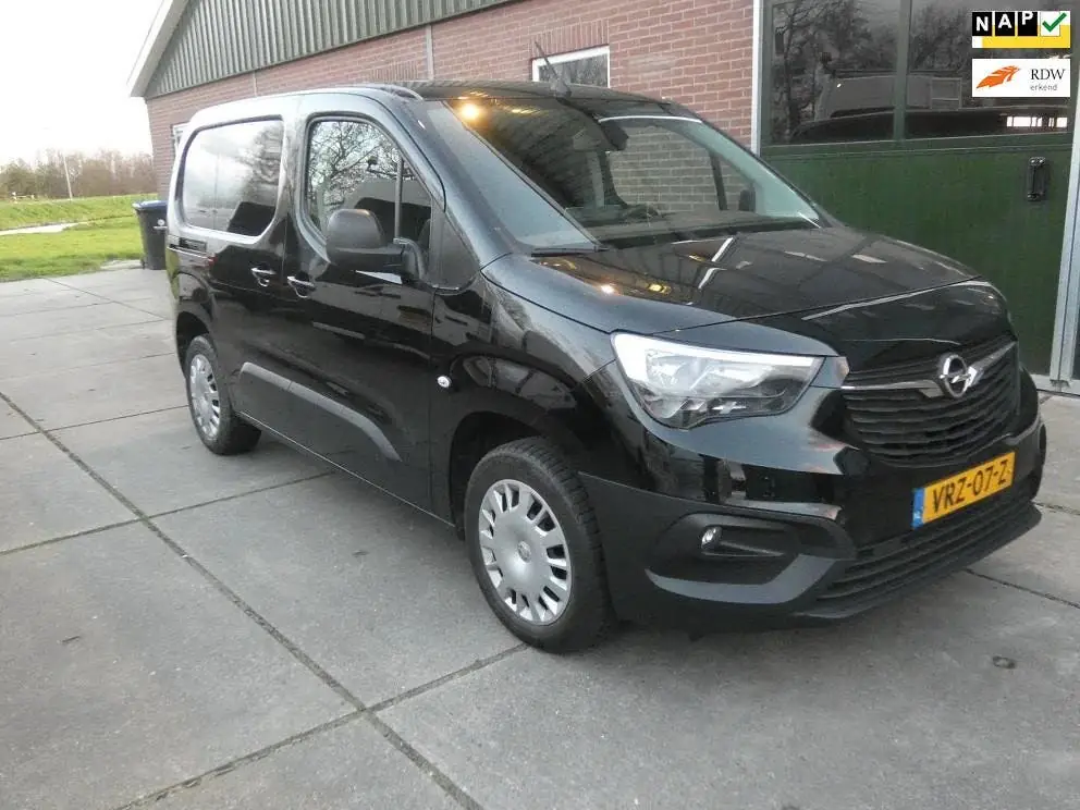 Opel COMBO 1.5D L1H1 Edition *130pk* navi/camera* autom* uit 2022