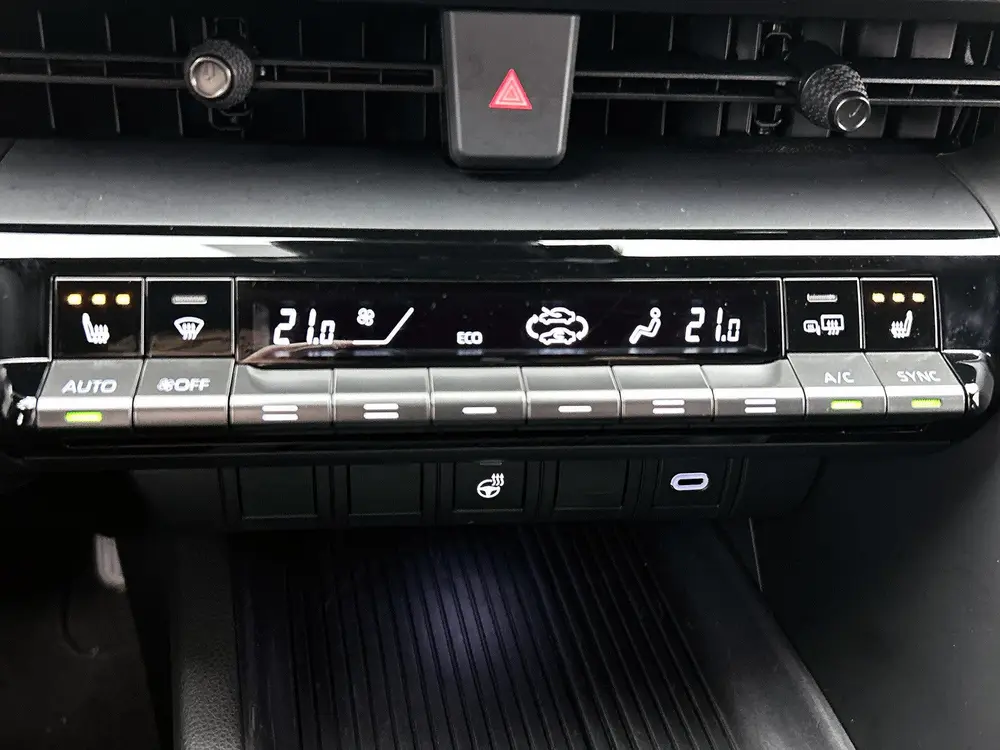 Toyota C-Hr 2.0 Plug-in Hybrid 220 Dynamic uit 2025, foto 11