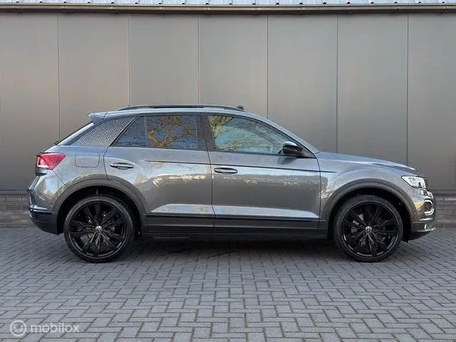 Volkswagen T-Roc 1.5 TSI Black Edition|Pano|Virtual|Beats| T uit 2021, foto 11