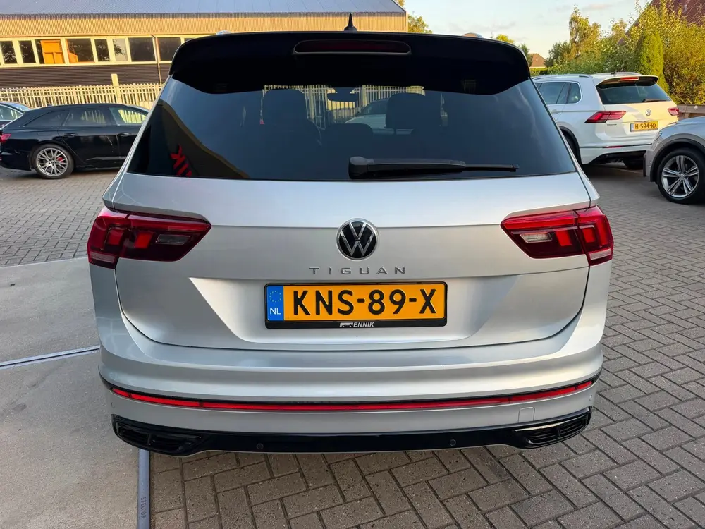 Volkswagen TIGUAN 1.5 TSI R-Line Business+/ ACC / Black Pack uit 2021, foto 11