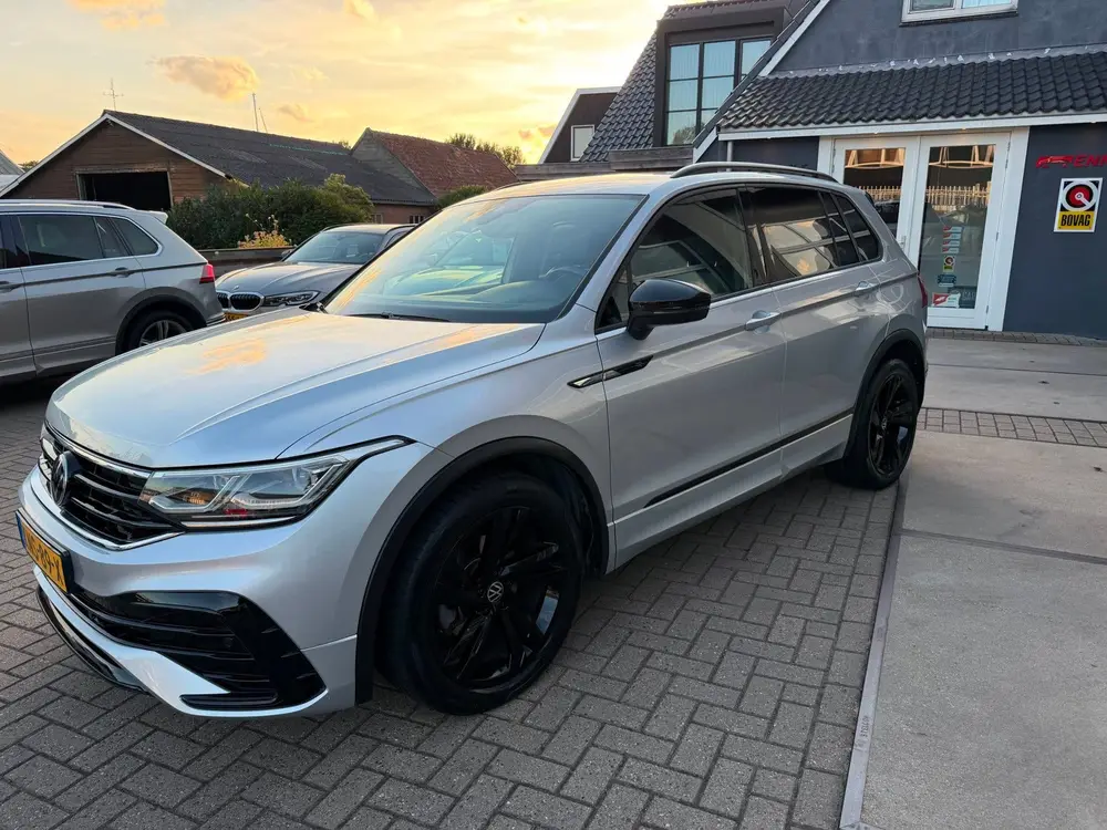 Volkswagen TIGUAN 1.5 TSI R-Line Business+/ ACC / Black Pack uit 2021, foto 13