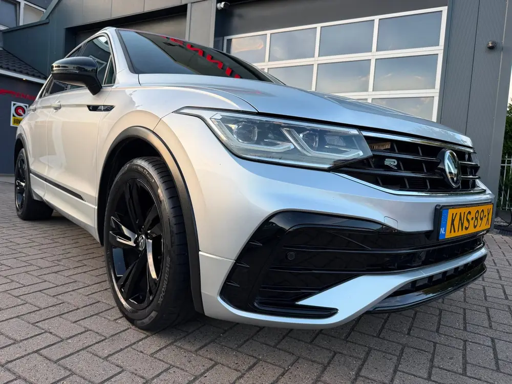 Volkswagen TIGUAN 1.5 TSI R-Line Business+/ ACC / Black Pack uit 2021, foto 18
