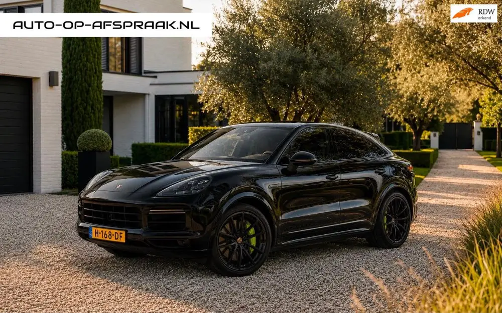 Porsche Cayenne Cayenne Coupé 3.0 E-Hybrid Chrono Pano Luchtv. Leer uit 2020