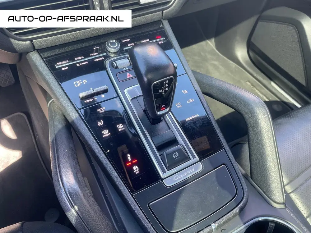 Porsche Cayenne Cayenne Coupé 3.0 E-Hybrid Chrono Pano Luchtv. Leer uit 2020, foto 20