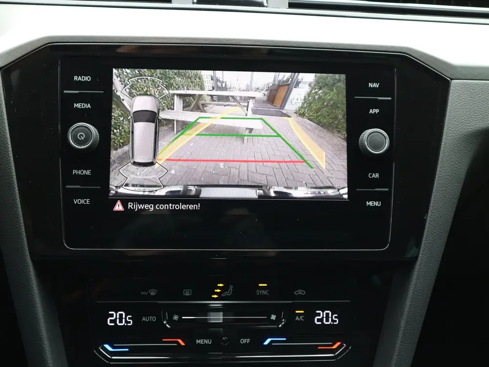 Volkswagen Passat Variant 1.5 TSI Business 7-DSG VIRTUAL NL uit 2022, foto 20