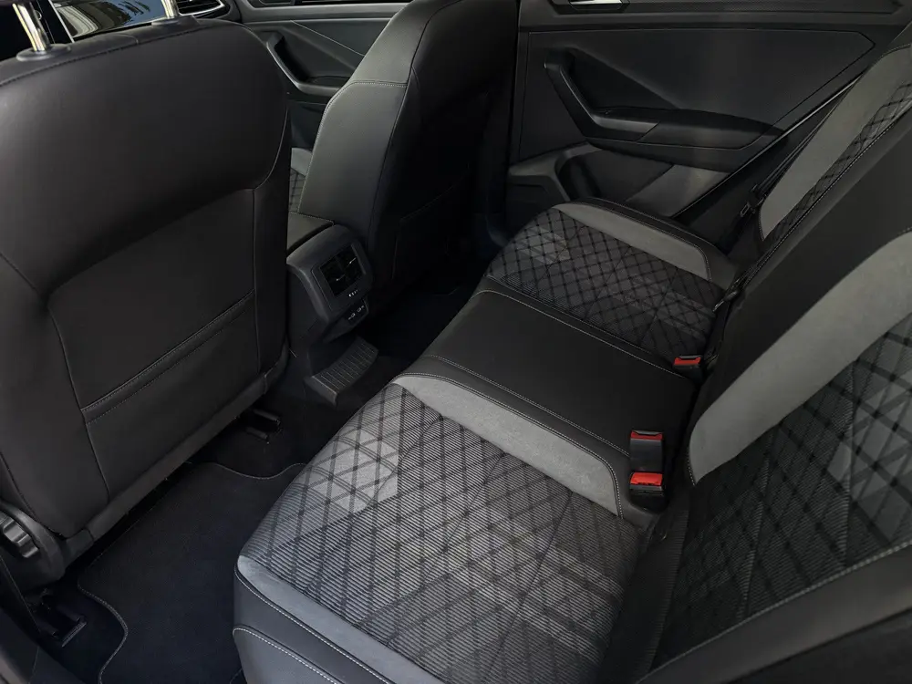 Volkswagen T-Roc 1.5 TSI R-Line | apple Carplay/Android Auto uit 2022, foto 14