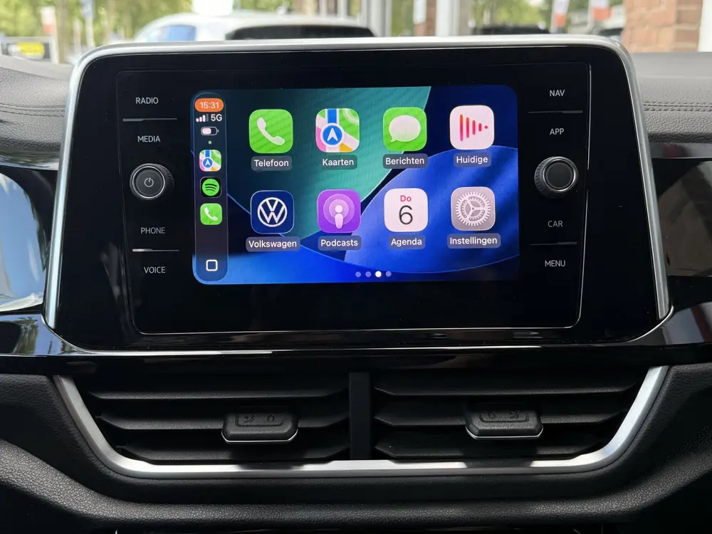 Volkswagen T-Roc 1.5 TSI R-Line | apple Carplay/Android Auto uit 2022, foto 20