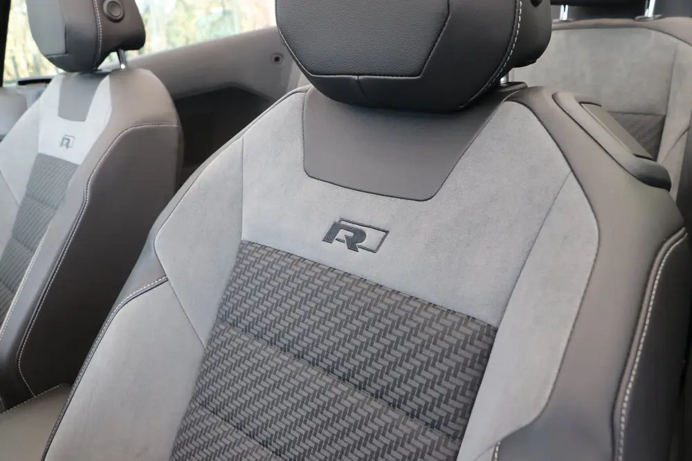Volkswagen T-Roc Cabrio 1.5 TSI R-Line / Car-play + Camera / uit 2020, foto 5