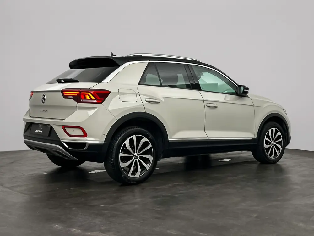 Volkswagen T-Roc 1.5 TSI Style VIRTUAL COCKPIT - CARPLAY - 1 uit 2022, foto 3