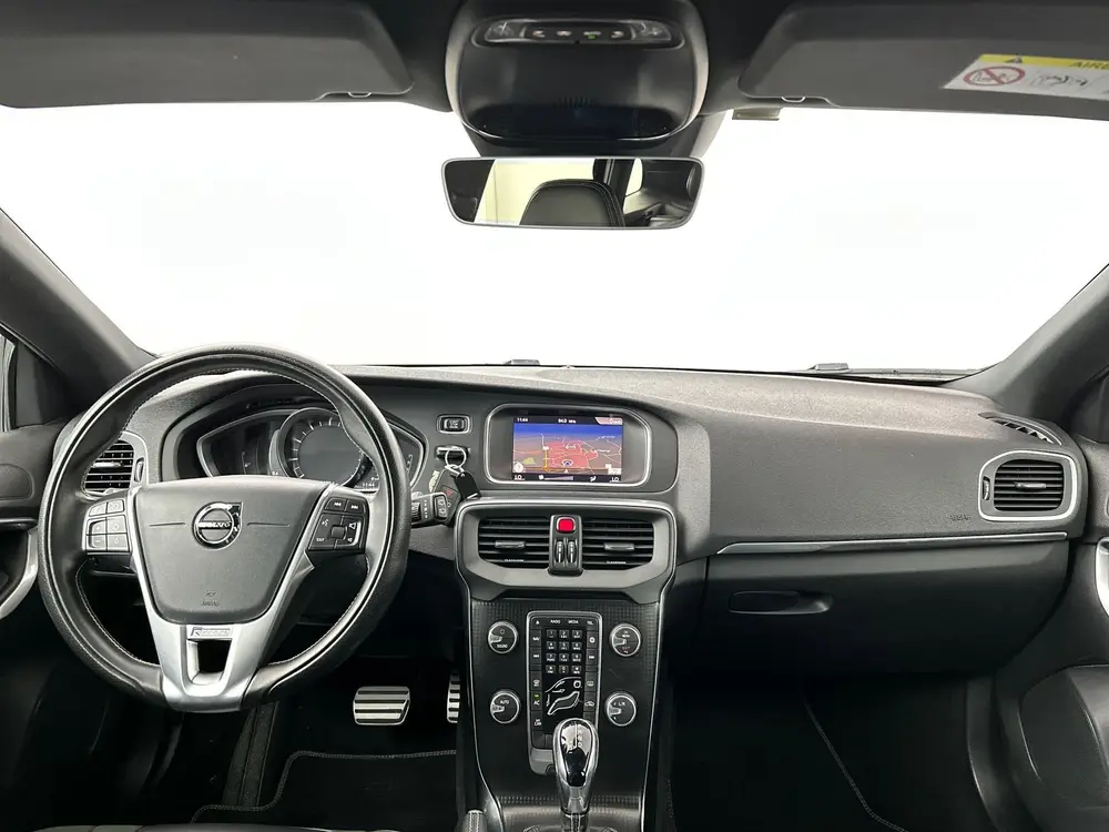 Volvo V40 1.5 T2 Edition R-Design - FULL LED - NAVI - AUTOMA uit 2019, foto 3