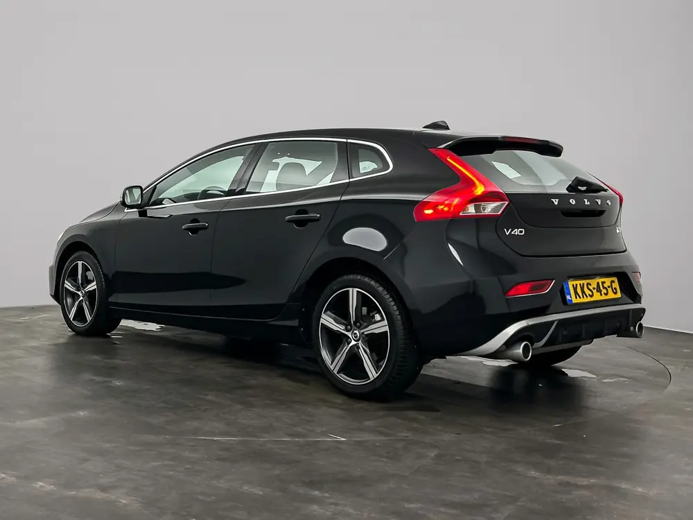 Volvo V40 1.5 T2 Edition R-Design - FULL LED - NAVI - AUTOMA uit 2019, foto 5