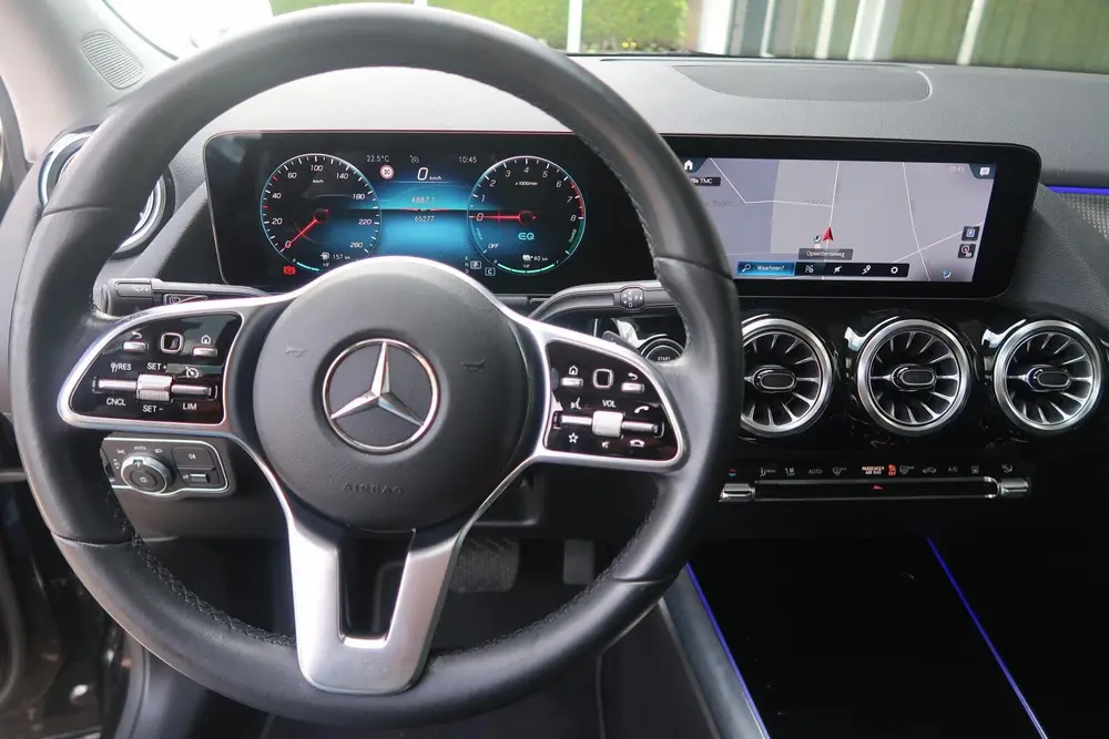 Mercedes-Benz GLA 250 e NIGHT PAKKET uit 2021, foto 11