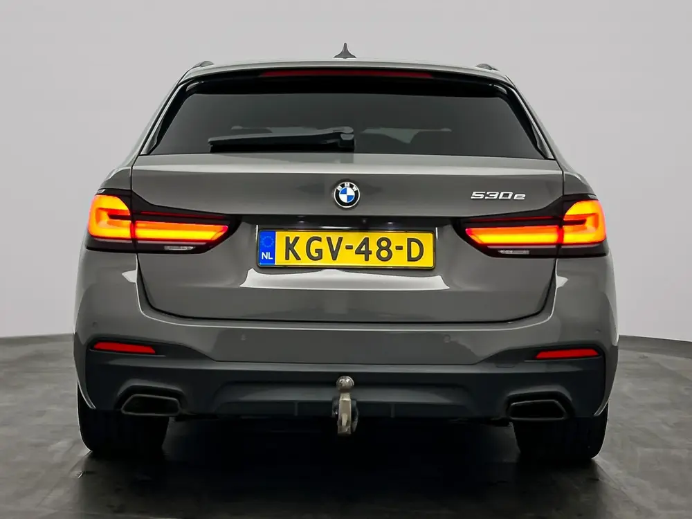 BMW 5-serie 530e High Executive M-Sport BERNINAGRAU uit 2021, foto 8