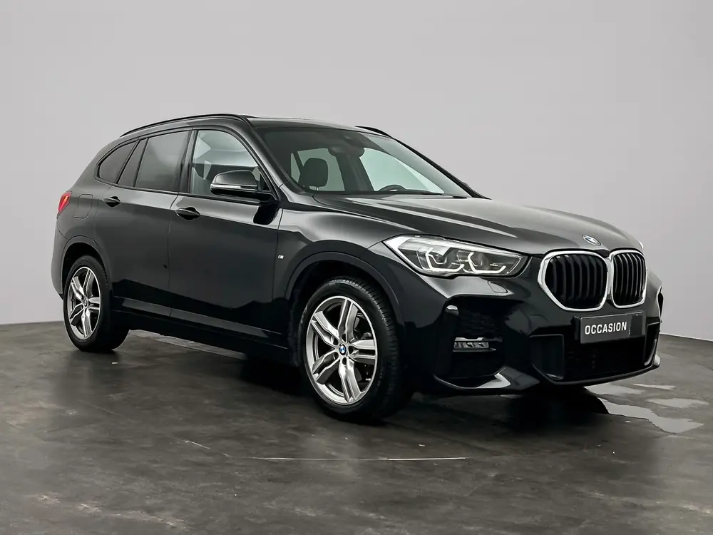 BMW X1 sDrive18i PANO - TREKHAAK - LED - 1E EIGENAAR - M SPO uit 2019, foto 2