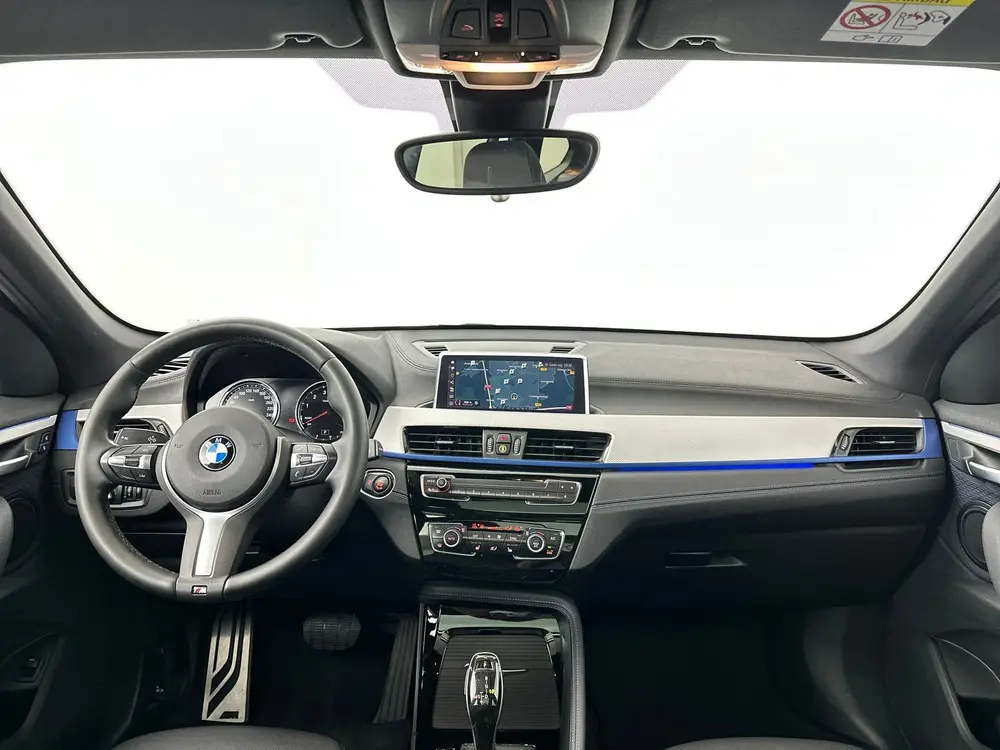 BMW X1 sDrive18i PANO - TREKHAAK - LED - 1E EIGENAAR - M SPO uit 2019, foto 3