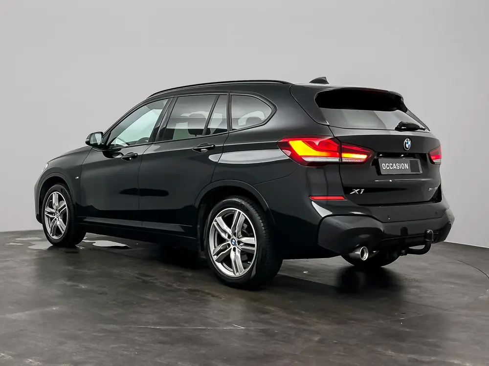 BMW X1 sDrive18i PANO - TREKHAAK - LED - 1E EIGENAAR - M SPO uit 2019, foto 5
