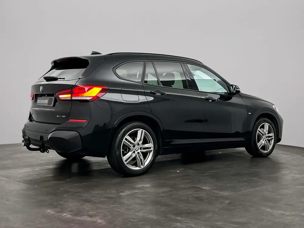BMW X1 sDrive18i PANO - TREKHAAK - LED - 1E EIGENAAR - M SPO uit 2019, foto 6