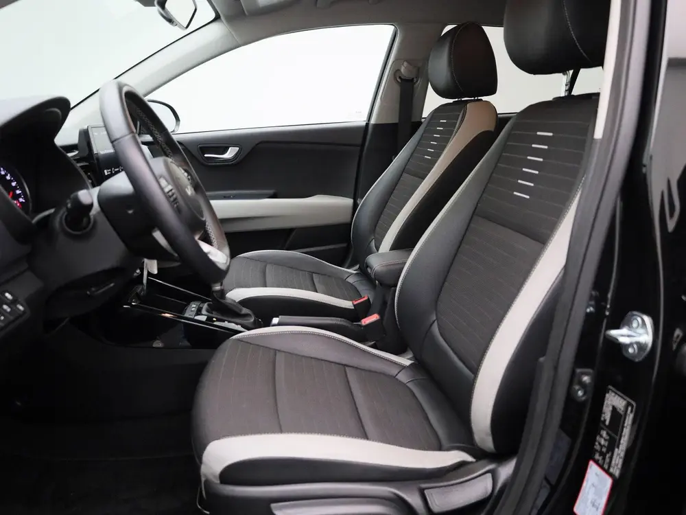 Kia Stonic 1.0T Sportsline DCT7 uit 2024, foto 10