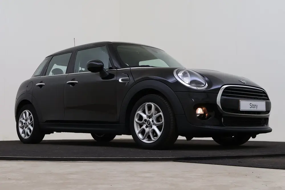 Mini Hatchback One Pepper uit 2019, foto 10