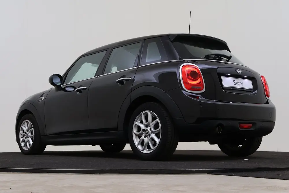 Mini Hatchback One Pepper uit 2019, foto 11