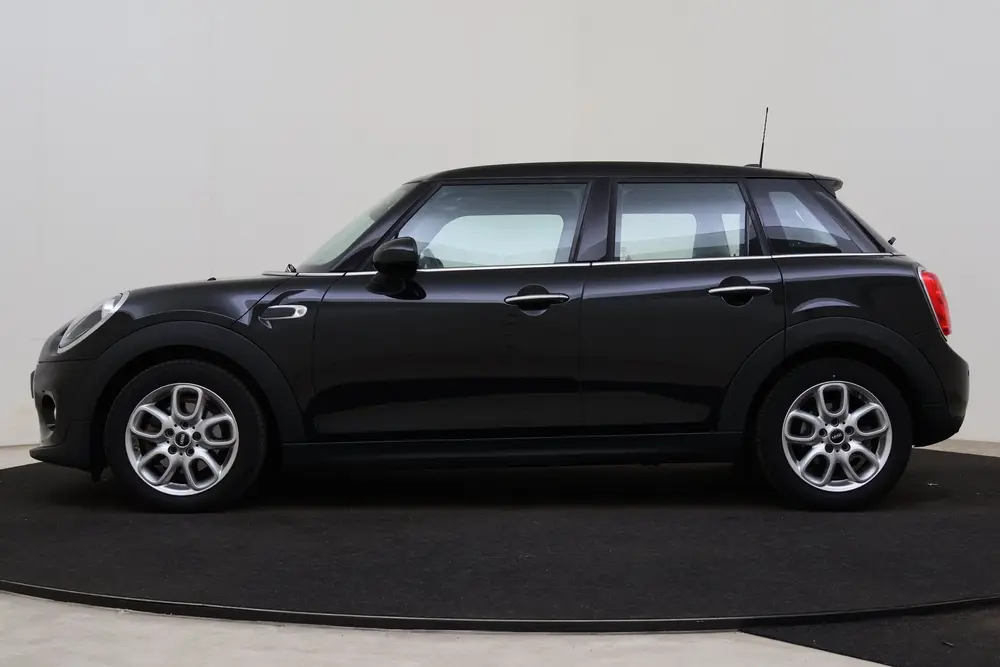 Mini Hatchback One Pepper uit 2019, foto 14