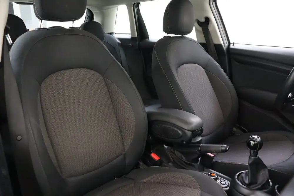 Mini Hatchback One Pepper uit 2019, foto 16