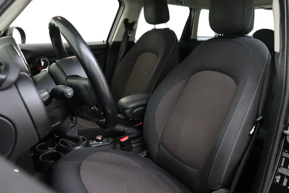 Mini Hatchback One Pepper uit 2019, foto 6