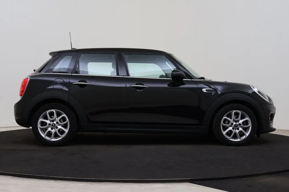 Mini Hatchback One Pepper uit 2019, foto 7