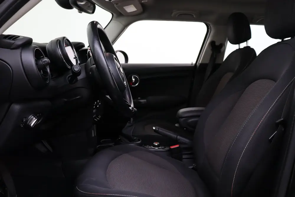 Mini Hatchback One Pepper uit 2019, foto 9
