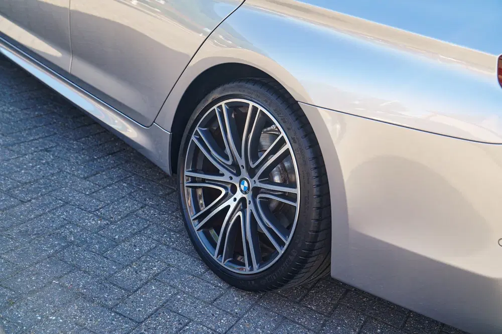 BMW 5-serie 520i High Executive Edition uit 2020, foto 15
