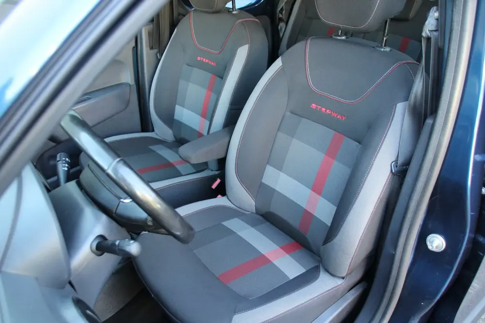 Dacia Dokker 1.2 TCe S&S Ambiance uit 2019, foto 17
