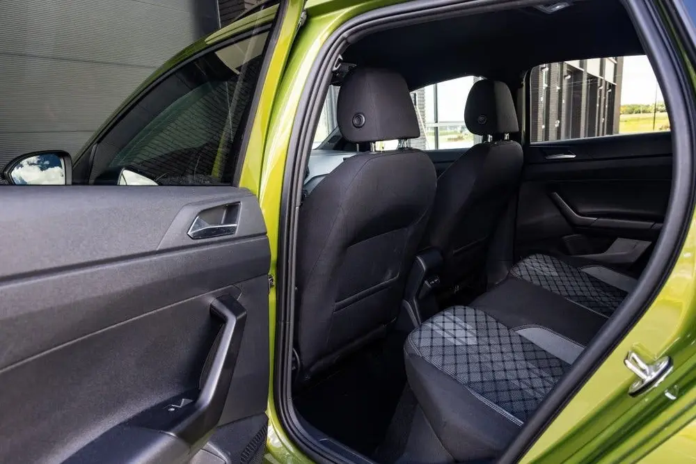 Volkswagen Taigo 1.0 TSI R-Line | Camera | Business uit 2022, foto 6