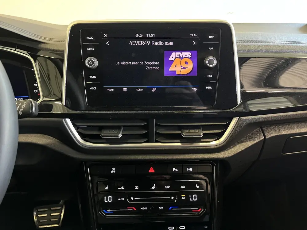 Volkswagen T-Roc 1.5 TSI 150pk DSG R-Line Camera Navigatie A uit 2024, foto 16