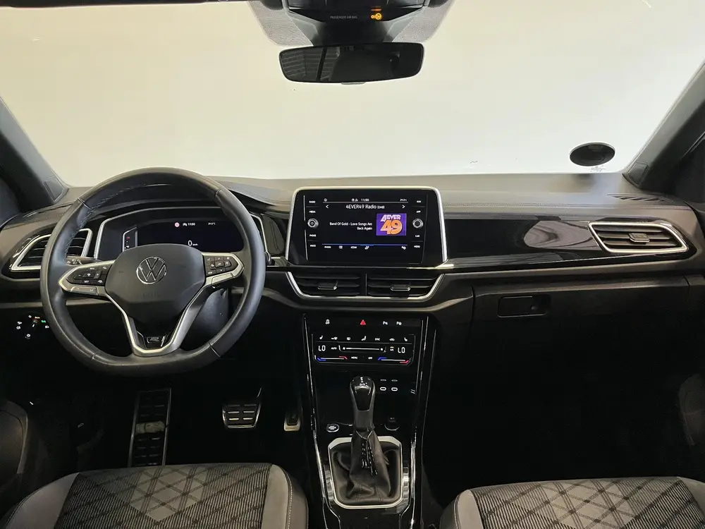 Volkswagen T-Roc 1.5 TSI 150pk DSG R-Line Camera Navigatie A uit 2024, foto 2
