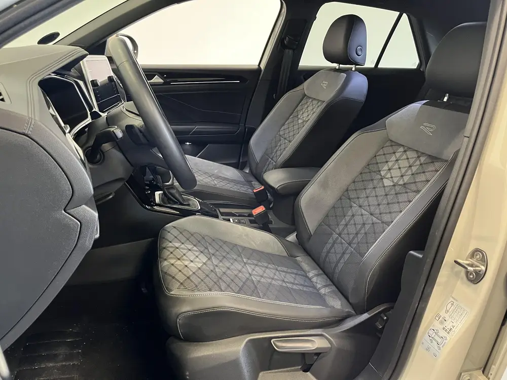 Volkswagen T-Roc 1.5 TSI 150pk DSG R-Line Camera Navigatie A uit 2024, foto 9
