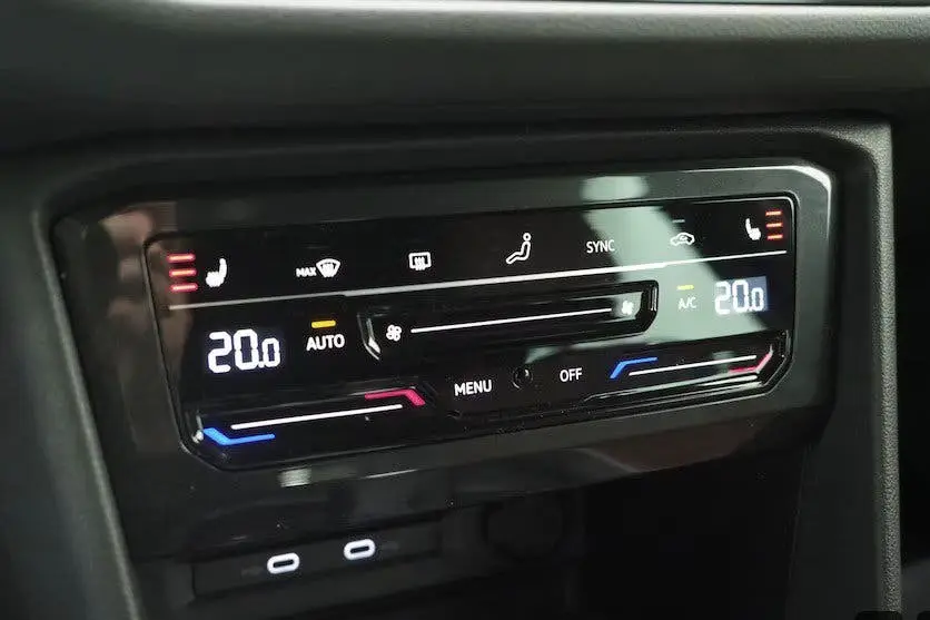Volkswagen Polo Tiguan hybride 2021 uit 2021, foto 15