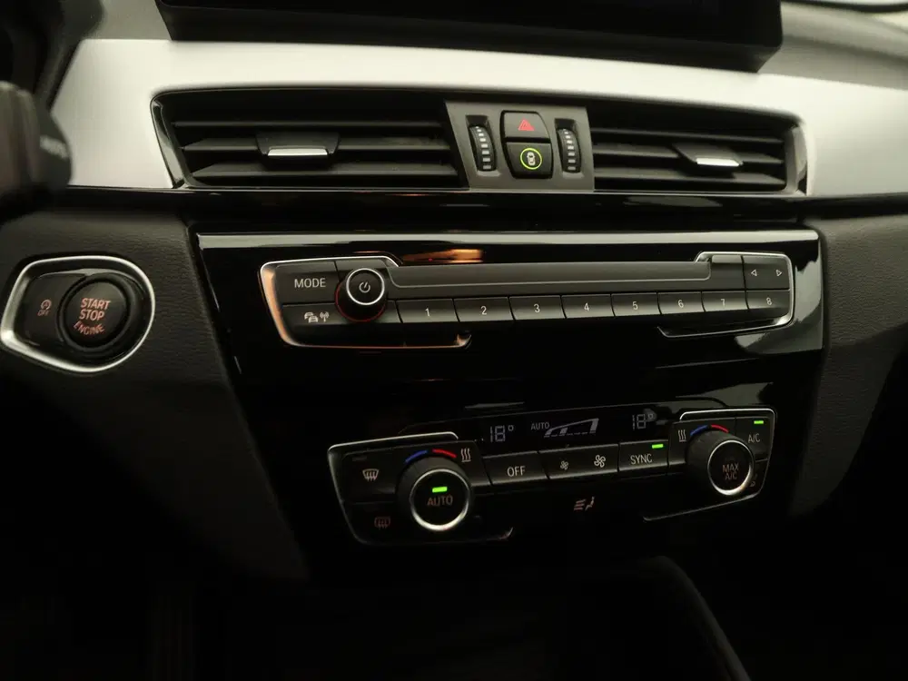 BMW X1 sDrive18i Business Edition (bj 2022 uit 2022, foto 17