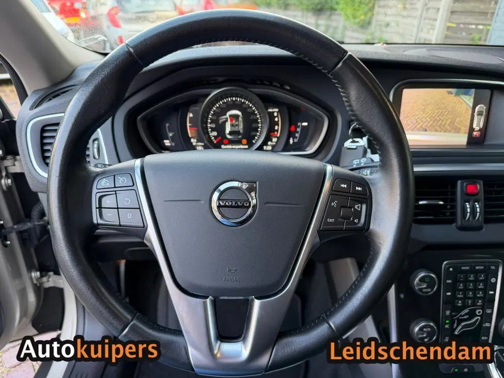 Volvo V40 Cross Country 1.5 T3 Polar+ Luxury uit 2020, foto 19
