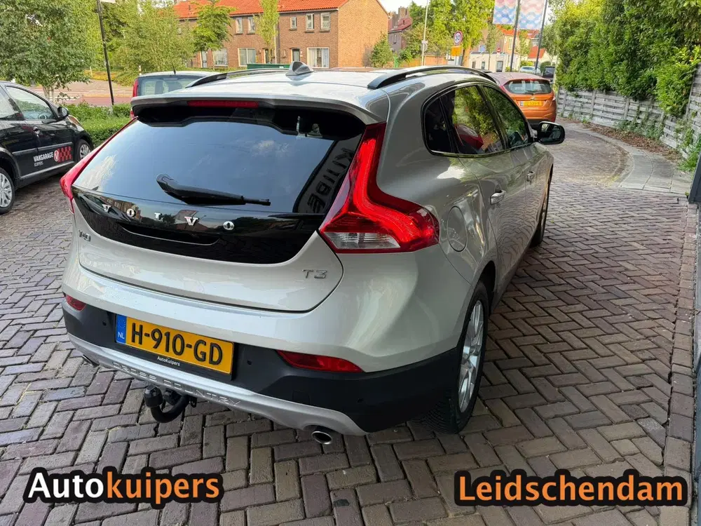 Volvo V40 Cross Country 1.5 T3 Polar+ Luxury uit 2020, foto 5