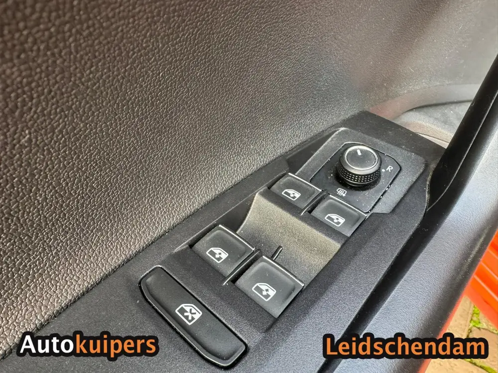 Volkswagen POLO 1.0 TSI Highline Business R uit 2020, foto 13