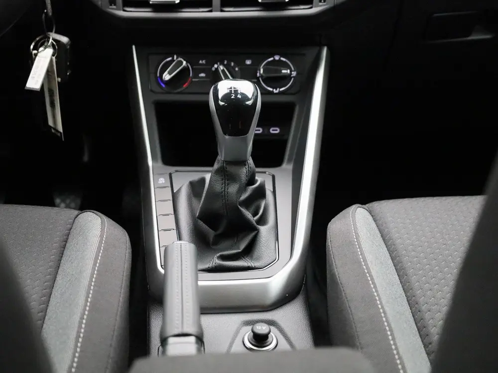 Volkswagen Polo 1.0 TSI Life Edition | Draadloze Apple Carpl uit 2025, foto 10