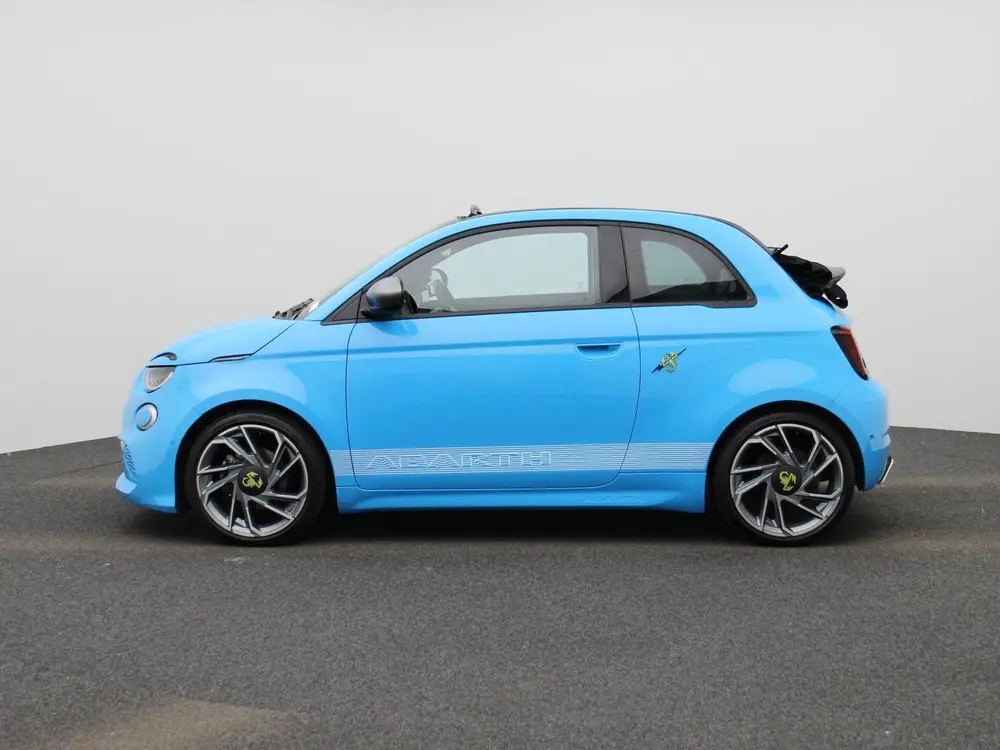 Fiat 500C Abarth Scorpionissima 42 kWh uit 2023, foto 6