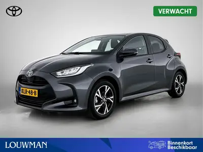Toyota Yaris 1.5 Hybrid 115 Business Plus uit 2025