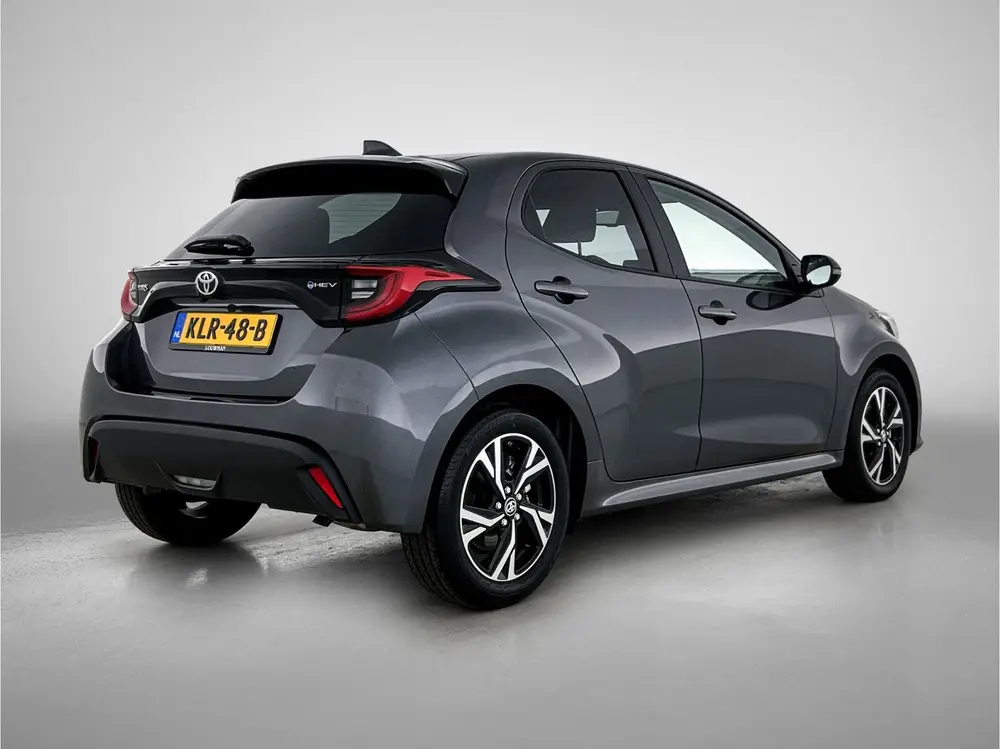 Toyota Yaris 1.5 Hybrid 115 Business Plus uit 2025, foto 2
