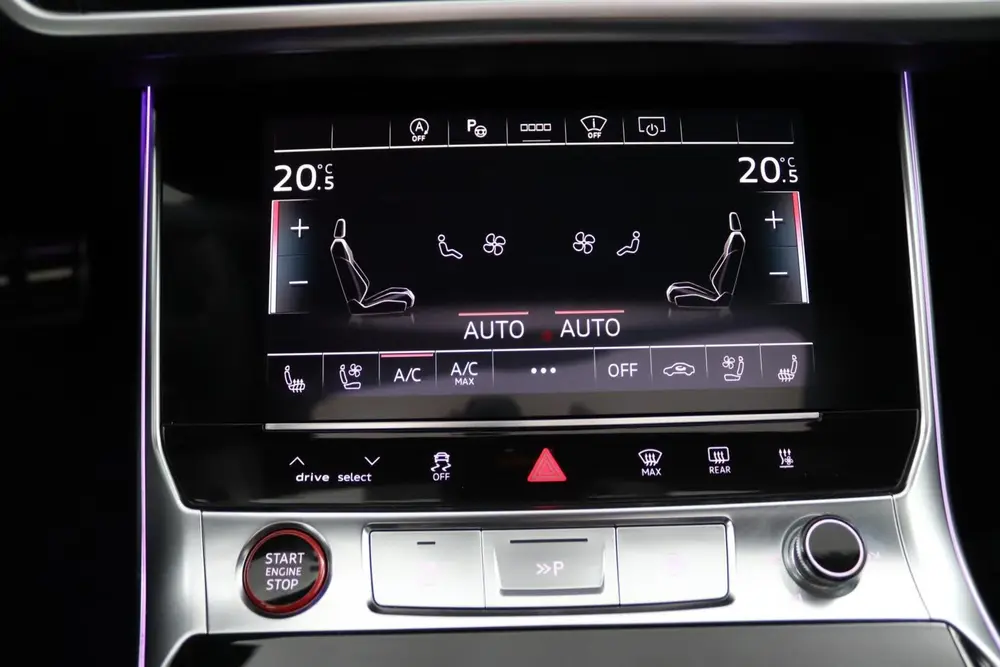 Audi RS6 Avant TFSI quattro uit 2024, foto 11