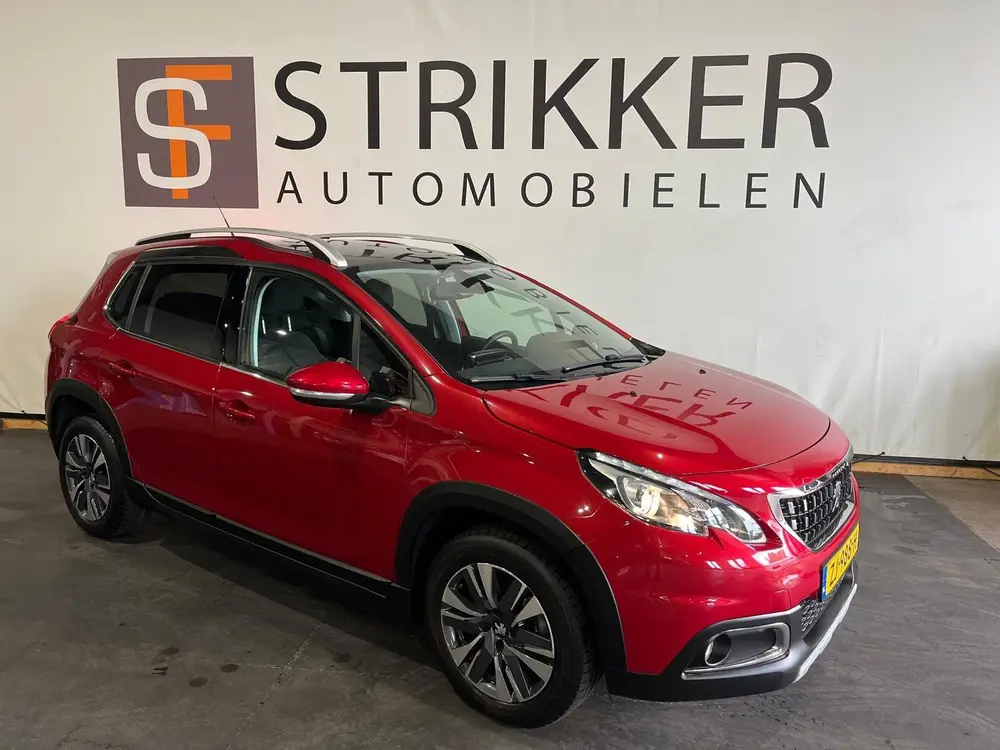 Peugeot 2008 1.2 PureTech Allure uit 2019, foto 2
