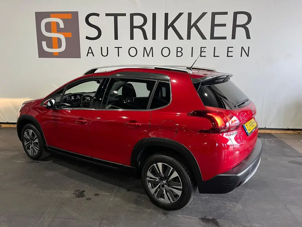 Peugeot 2008 1.2 PureTech Allure uit 2019, foto 7
