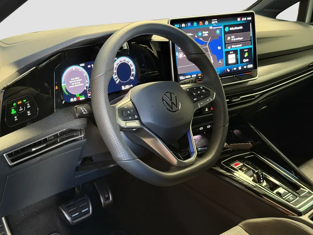 Volkswagen Golf 1.5 eHybrid GTE |HUD|DCC|Matrix IQ|Trekhaak| uit 2026, foto 3