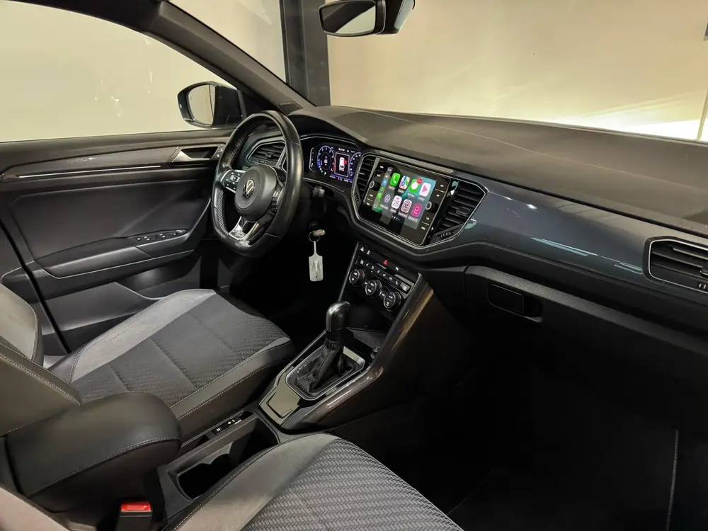 Volkswagen T-Roc 1.5 TSI Sport Business R-Line PANO CAM uit 2020, foto 11