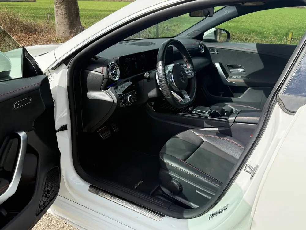 Mercedes-Benz CLA 220 AMG PANO uit 2019, foto 5